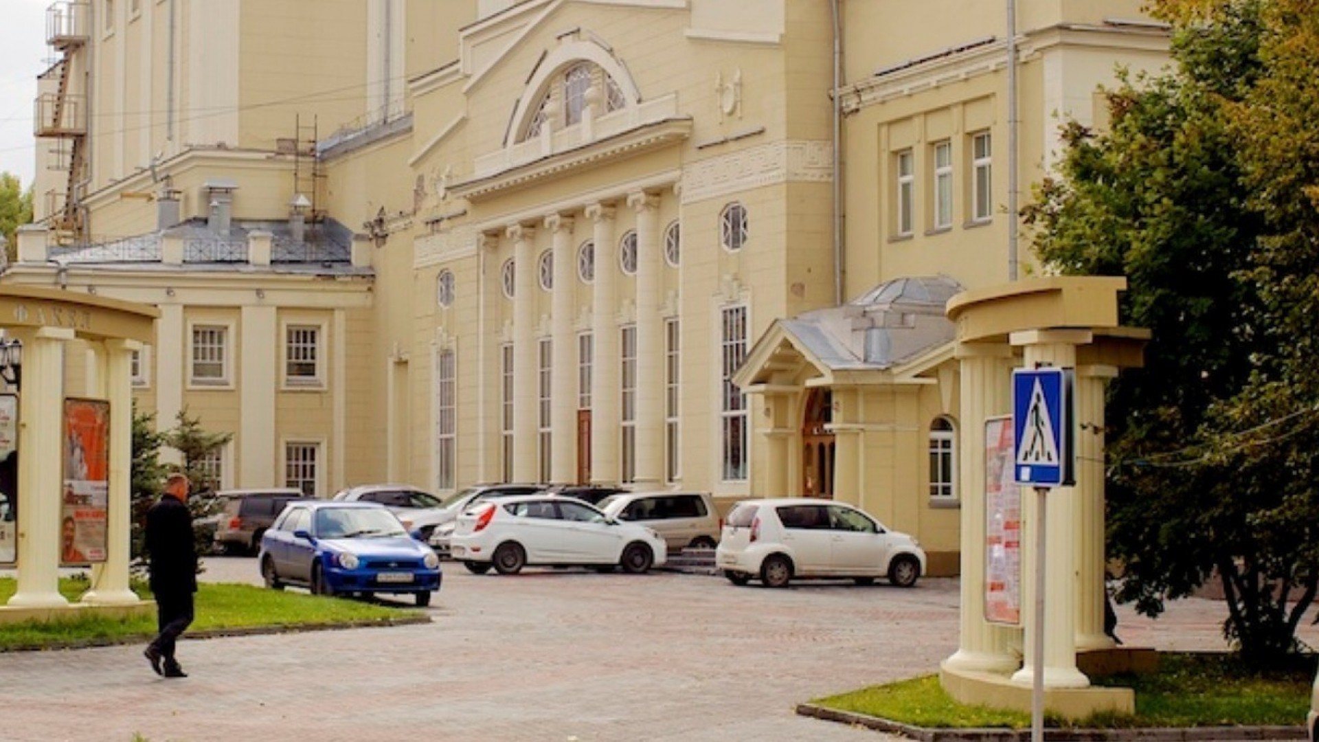 «Красный факел»: от коммерческого клуба до сибирского МХАТа