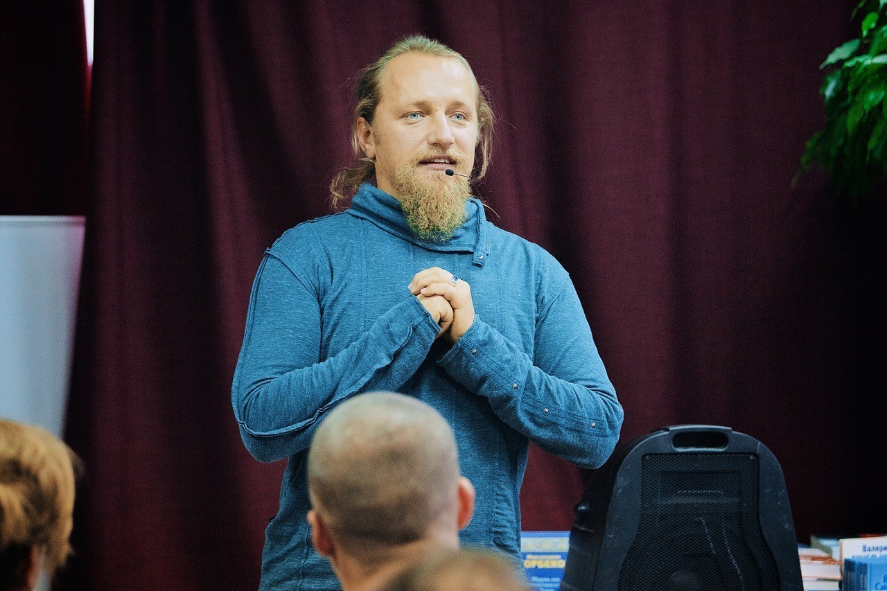 Дмитрий Троцкий: «Хочешь быть счастливым, будь им. И никакой инструкции не прилагается…»